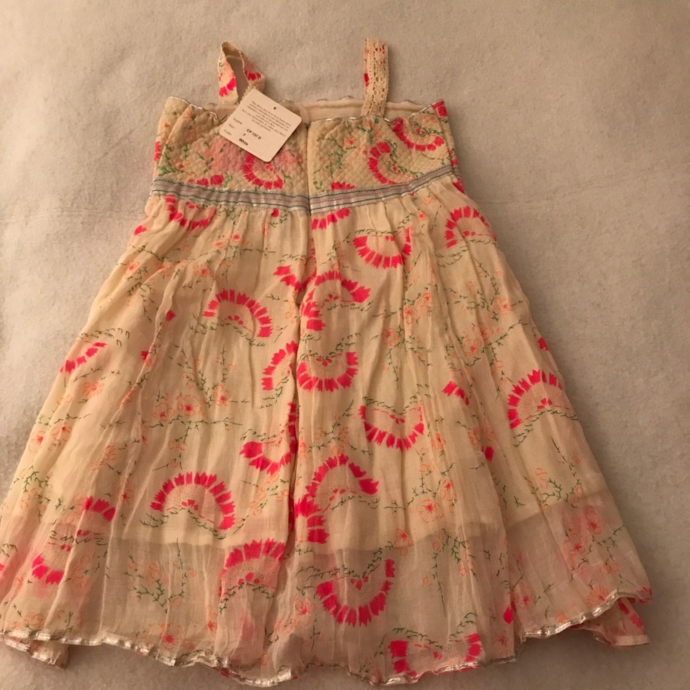 Girls beautiful summer dress